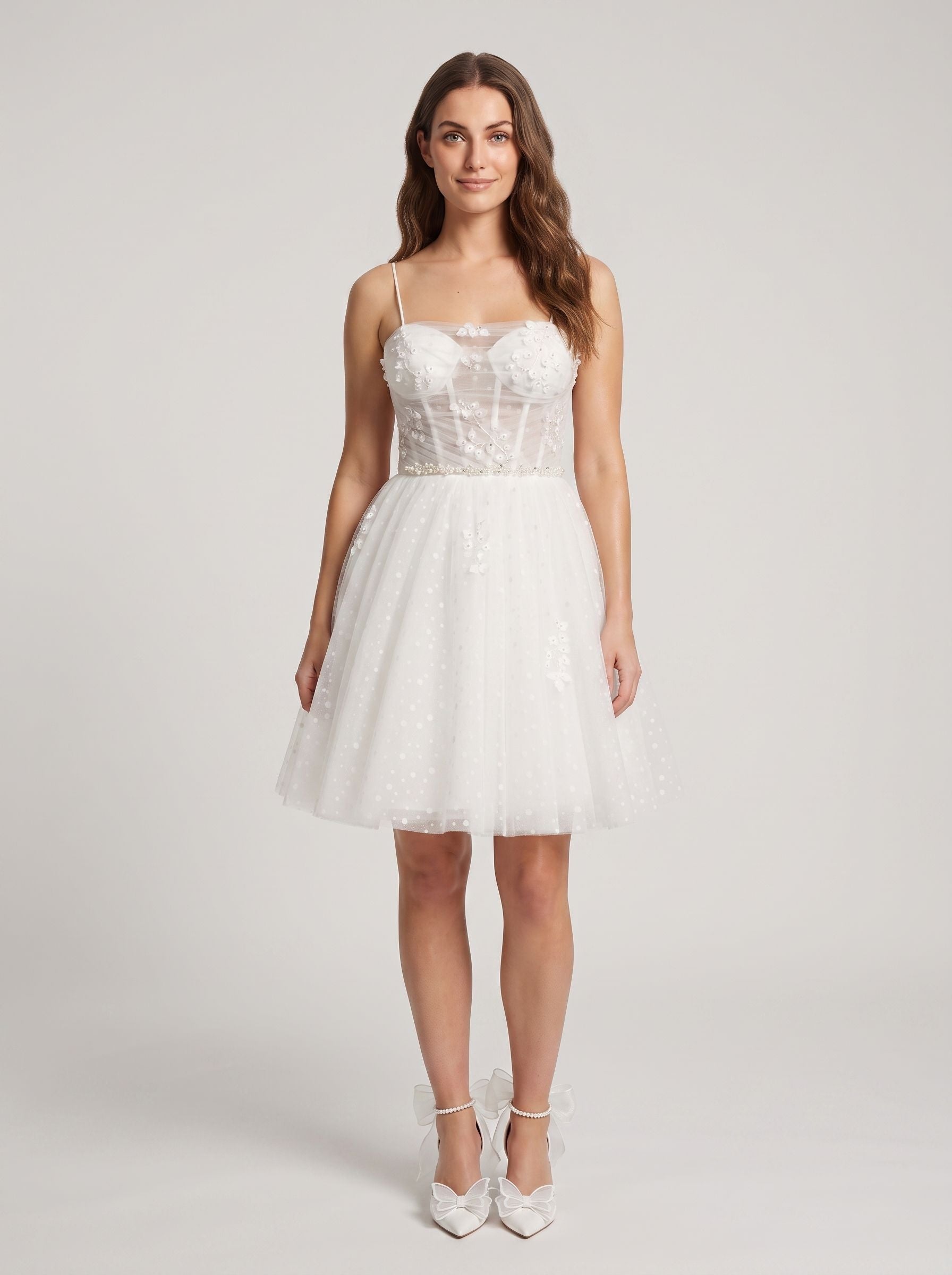 White Tulle A-Line Sweetheart Lace-up Short Dress with Applique Bodice - Curvevia