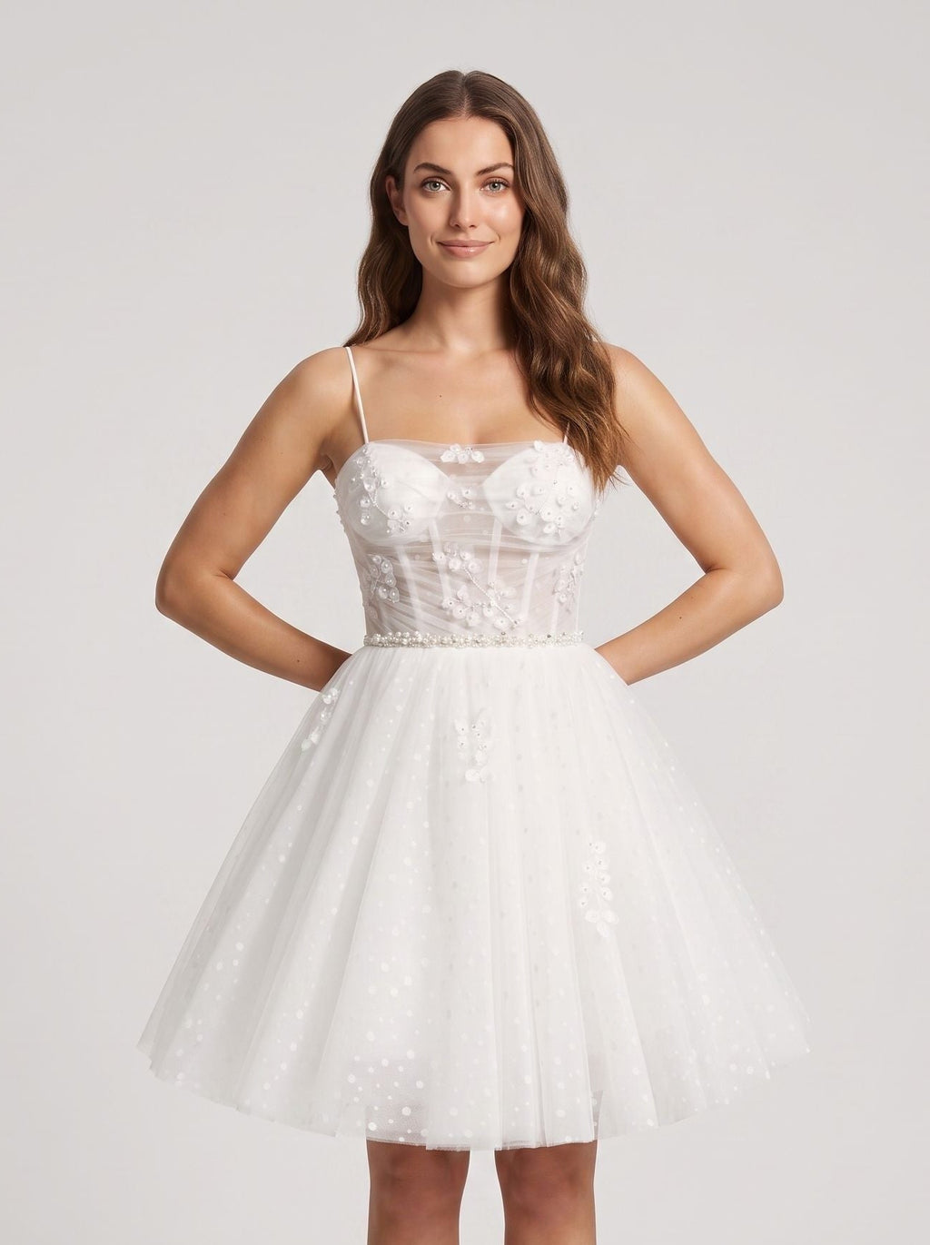 White Tulle A-Line Sweetheart Lace-up Short Dress with Applique Bodice - Curvevia