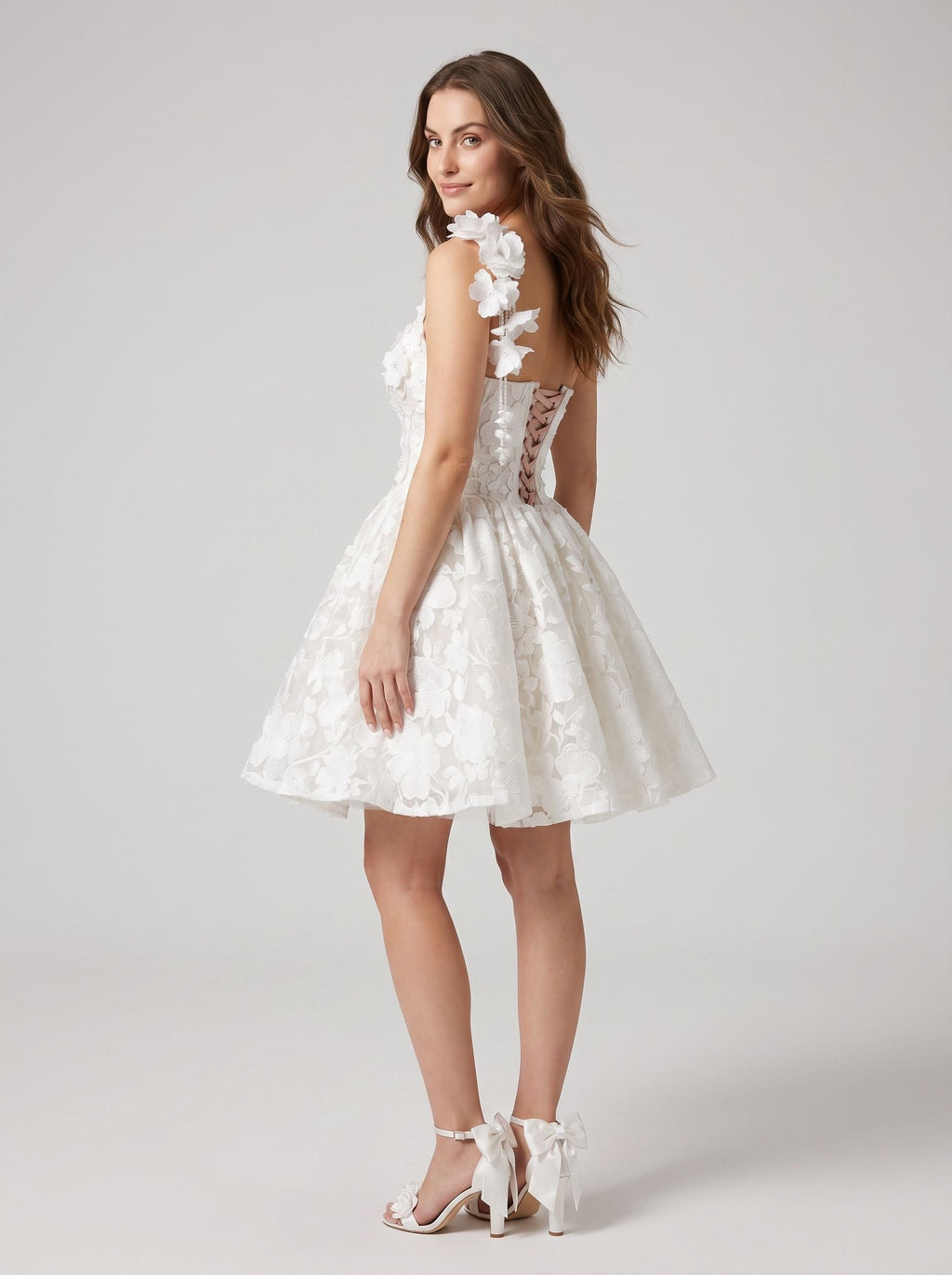White Tulle A-Line Sweetheart Criss-Cross Straps Short Dress with 3D Flowers - Curvevia