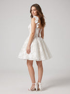 White Tulle A-Line Sweetheart Criss-Cross Straps Short Dress with 3D Flowers - Curvevia