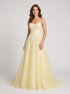 Yellow Tulle & Lace A-Line Scoop Neck Lace-up Floor-Length Dress with Lace Bodice - Curvevia